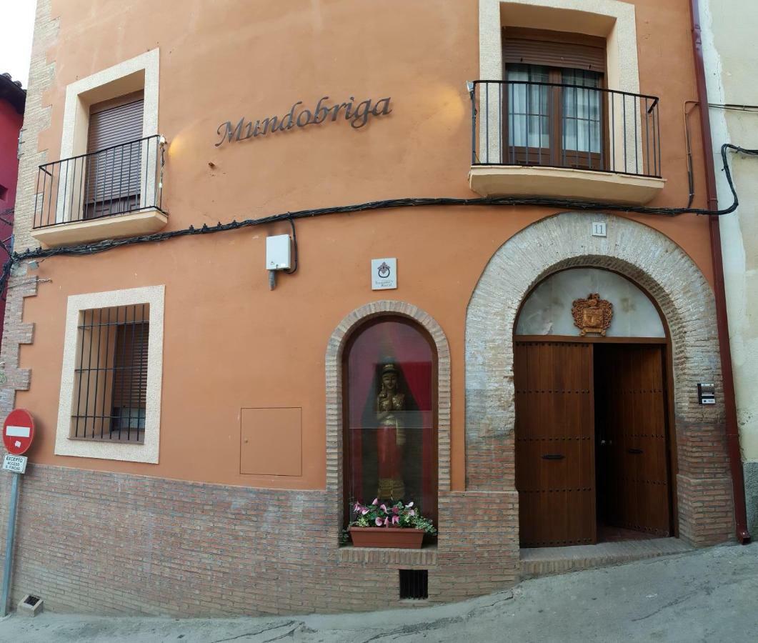 Penzion Mundobriga Munébrega Exteriér fotografie